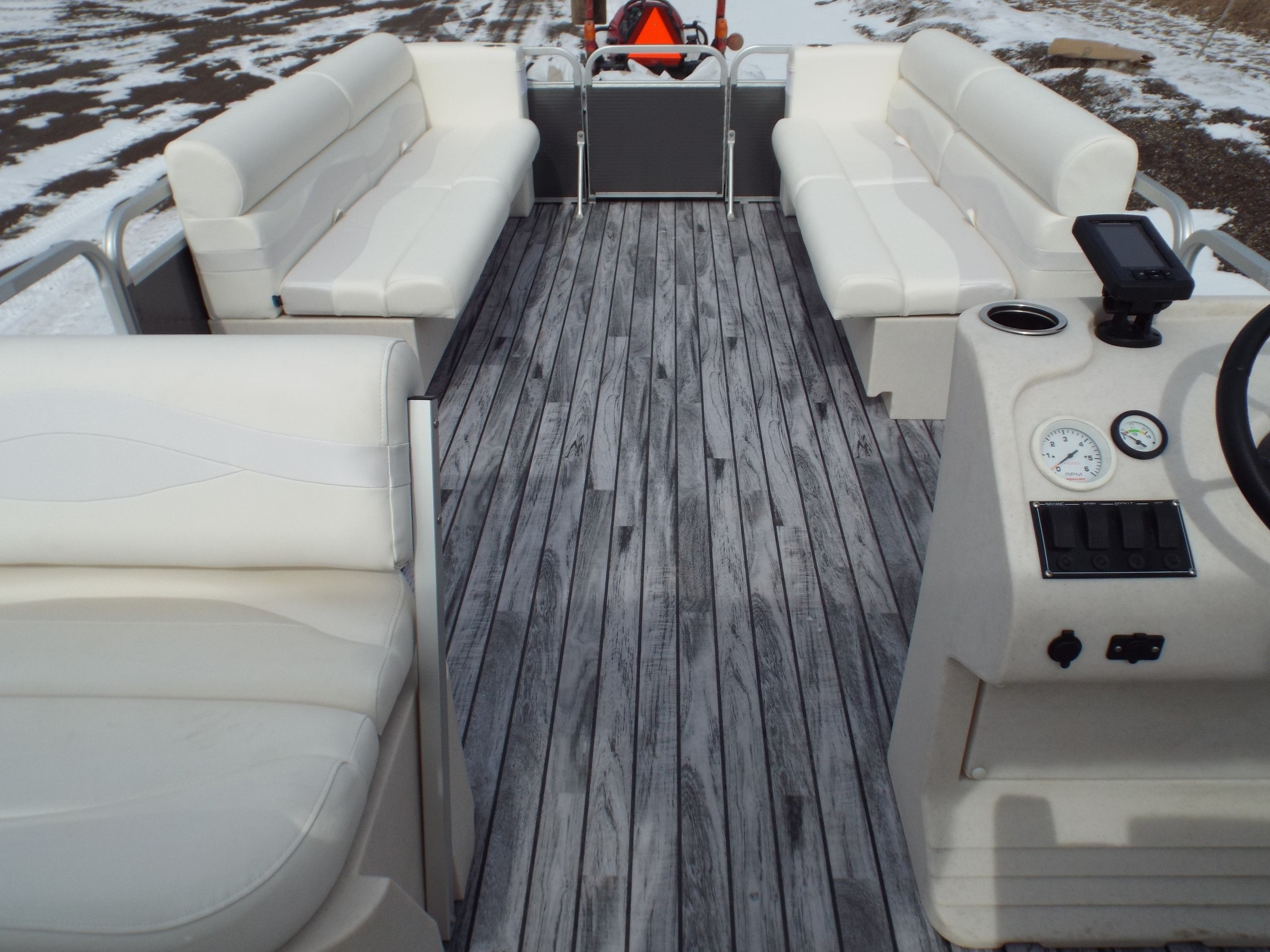 Vinyl boat flooring